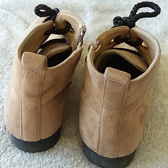 Stella Maden - Picture 3 of 4